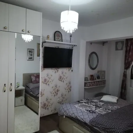 Lägenhet Flomar By The Sea